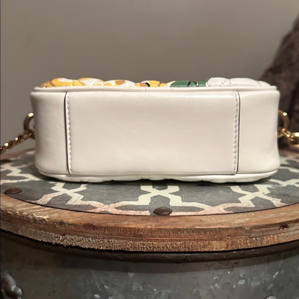TORY BURCH KIRA CHEVRON QUILTED FLORAL SMALL CAMERA BAG - Picture 7 of 7